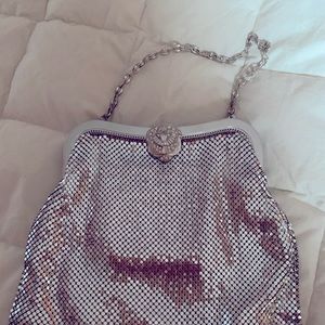 Vintage silver whiting & Davis mesh purse
